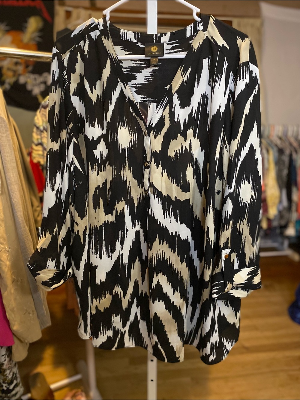 JM Collection Black and Cream Abstract Print Tunic Blouse